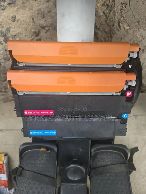 Set of 3 HP Toner Cartridg (Black, Cyan, Magent)W2070A,W2071A,W2073A · Photo 1