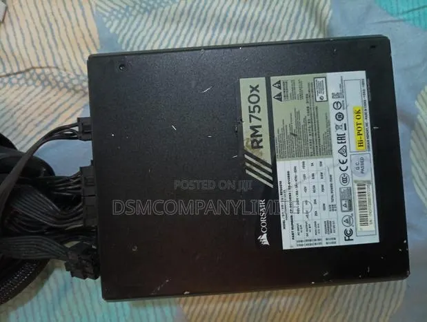 Corsair Power Supply 750w, X, M, C Series · Photo 1