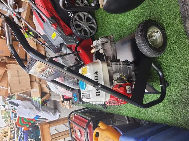 Yamaha Honda Pressure Washer · Photo 1