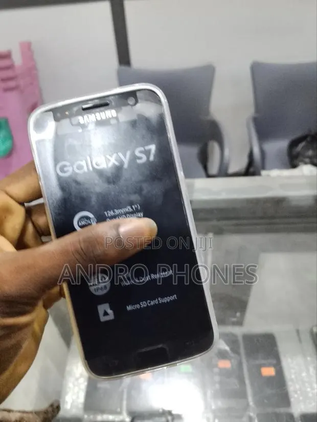 Samsung Galaxy S7 32 GB Black · Photo 1
