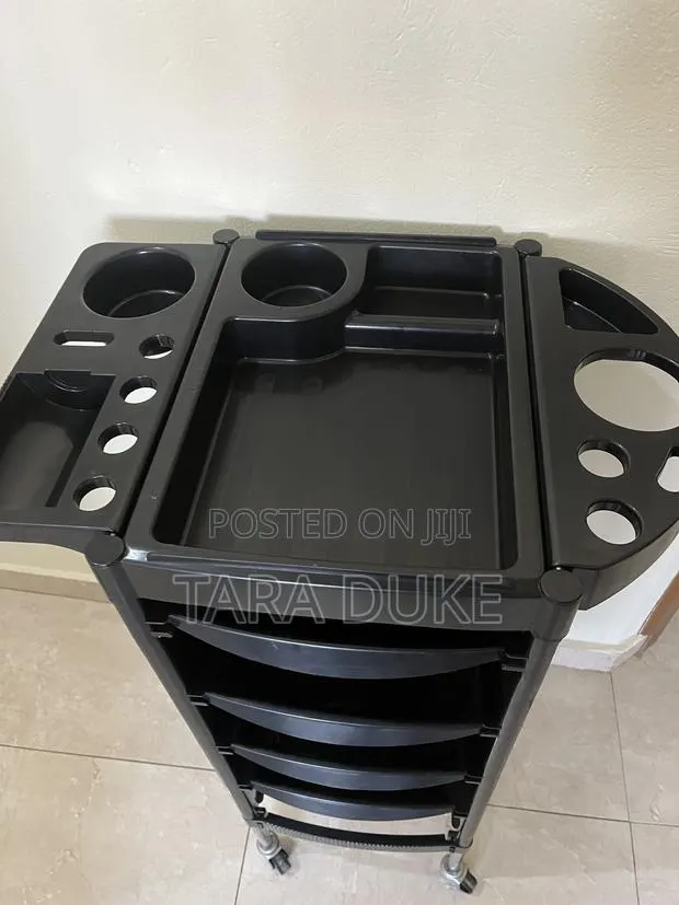 Beautiful Black Salon Trolley · Photo 1