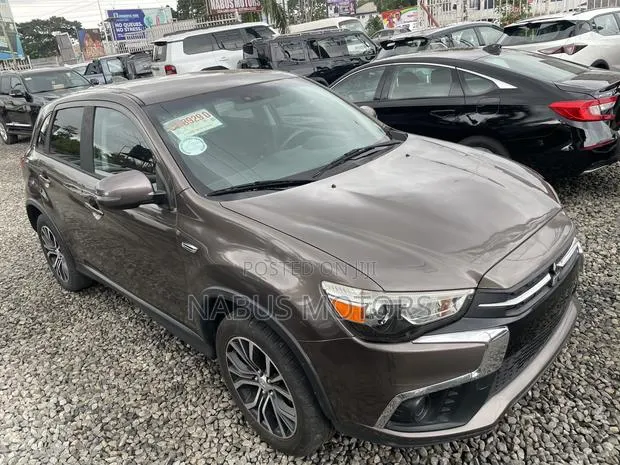 Mitsubishi Outlander SE AWC 2018 Brown · Photo 1
