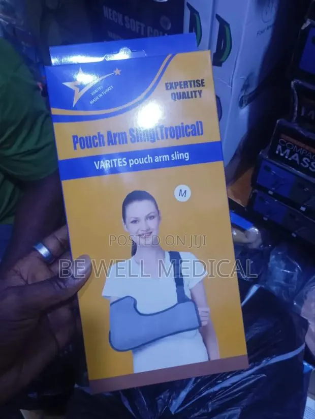 Medical Arm Sling · Photo 1