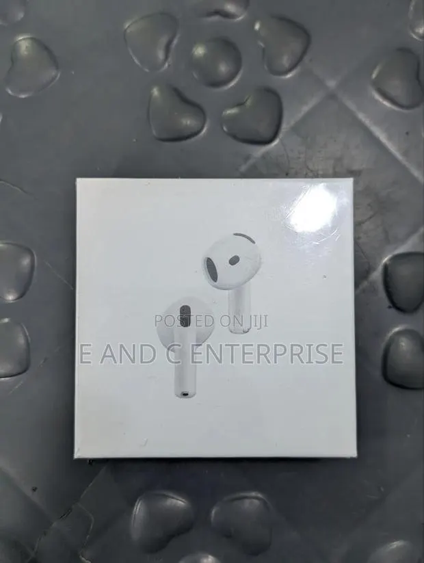 Apple Airpods 4 · Photo 1