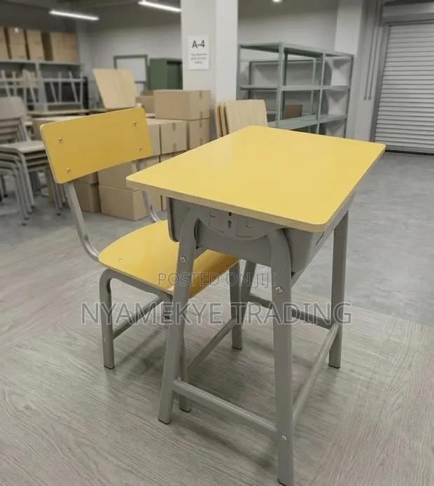 Student Desk and Chair Set · Photo 1