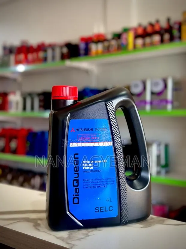 Mitsubishi Motors Genuine DiaQueen Super Extended Life Coolant Premium · Photo 1