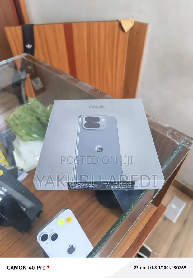 New Google Pixel 10 Pro Fold 256 GB Gray · Photo 1