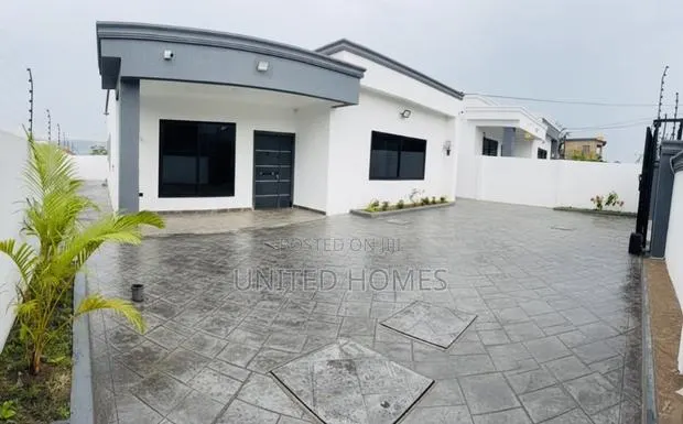 3bdrm House in Pokuase for sale · Photo 1