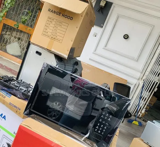Modest Lasting = Black Kenwood Inbuilt 60cm Microwave · Photo 1
