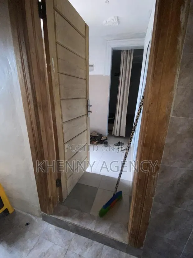 1bdrm Apartment in Kwashieman, Hongkong, Prince of Peace Area for rent · Photo 1
