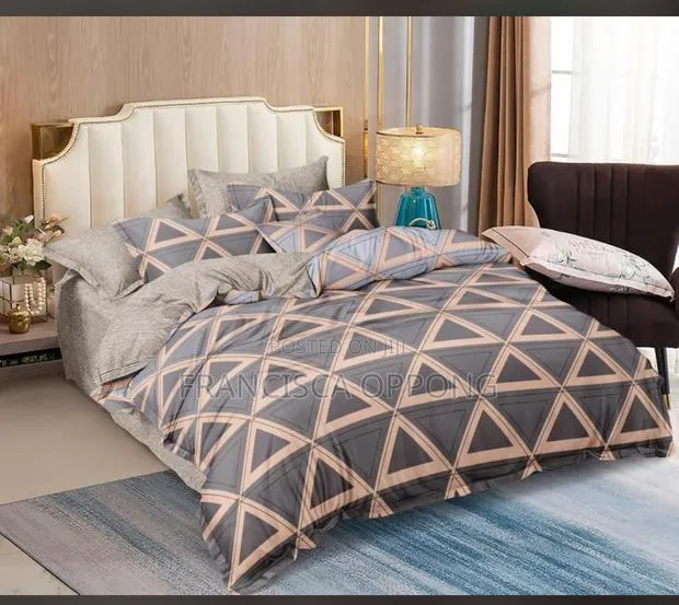 Affordable and Super Comfy 7 Pieces Duvet Set · Photo 1