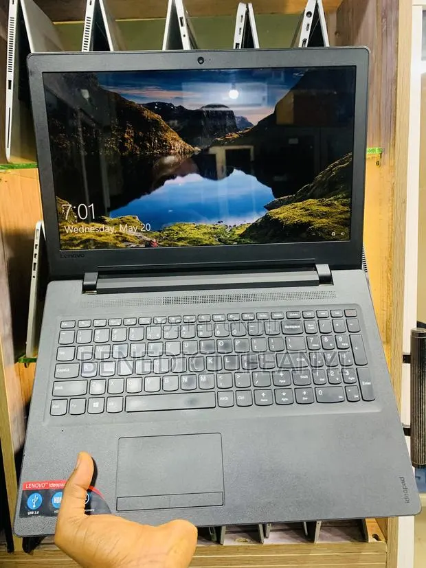 Laptop Lenovo IdeaPad 110 4GB Intel HDD 500GB · Photo 1