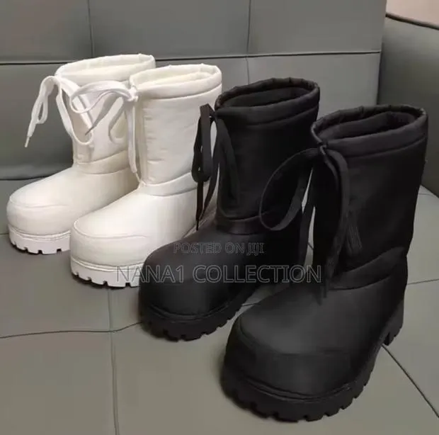 Balenciaga Alaska Low Snow Boots · Photo 1