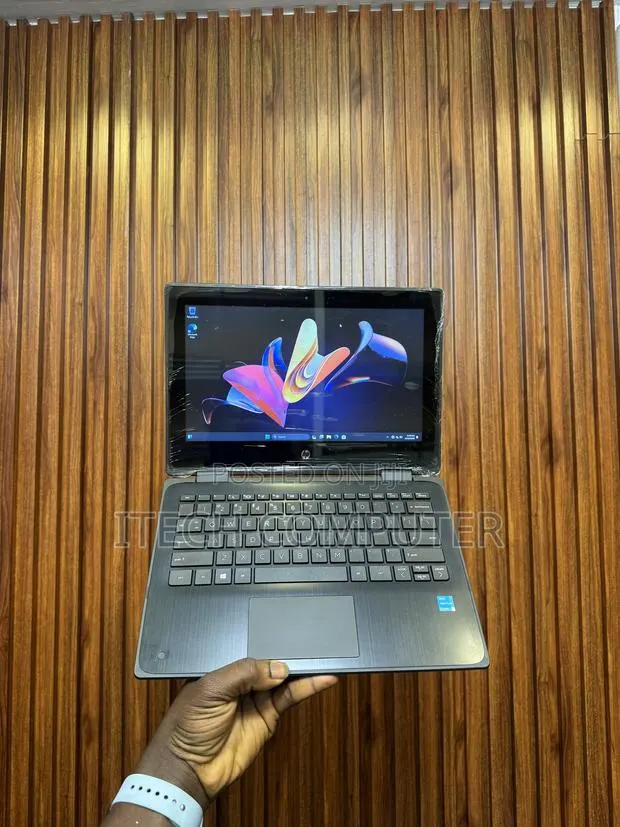 Laptop HP 4GB Intel Pentium SSD 128GB · Photo 1