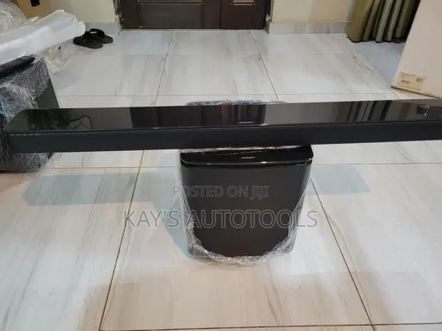 Bose SoundTouch 300 Premium Soundbar With Bass Module 300 · Photo 1