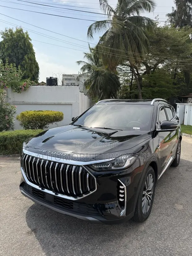 Jetour X70 Plus 2025 Black · Photo 1