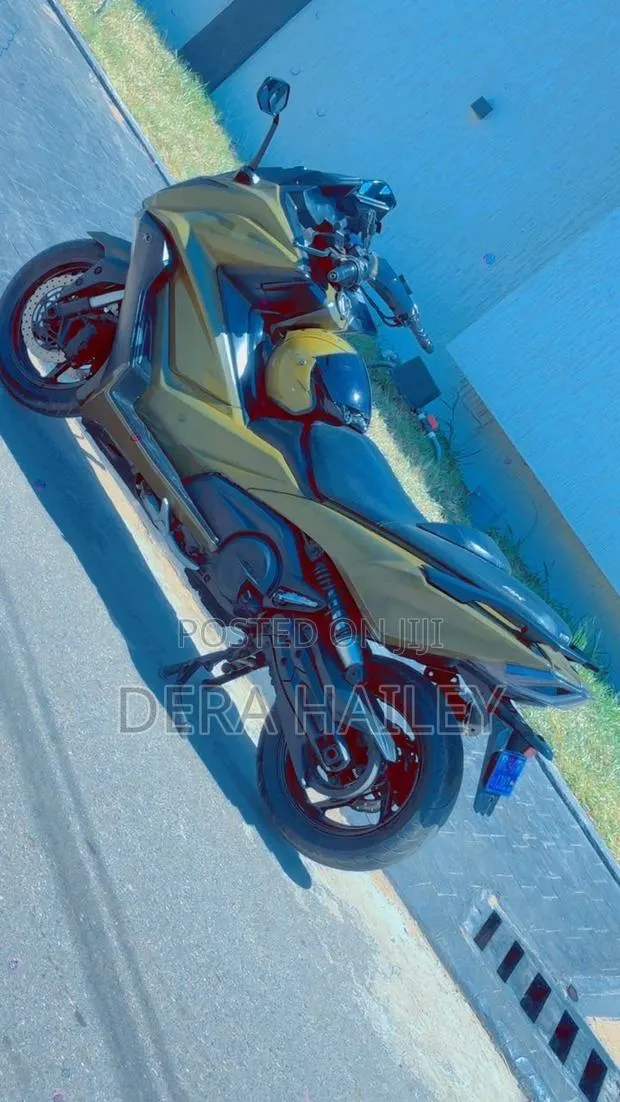 Kymco 2024 Green · Photo 1