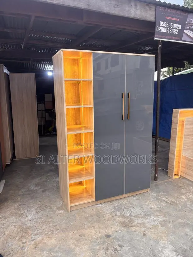Lightening 2in1 Shelve Wardrobe · Photo 1