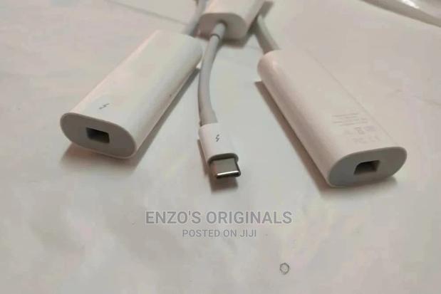 Apple Thunderbolt 3 To Thunderbolt 2 Adapter Or Dongle · Photo 4