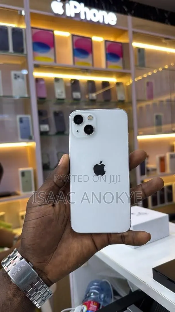Apple iPhone 14 128 GB White · Photo 1