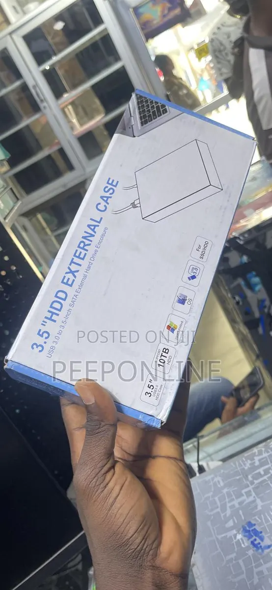 3.5” HDD External Case · Photo 1
