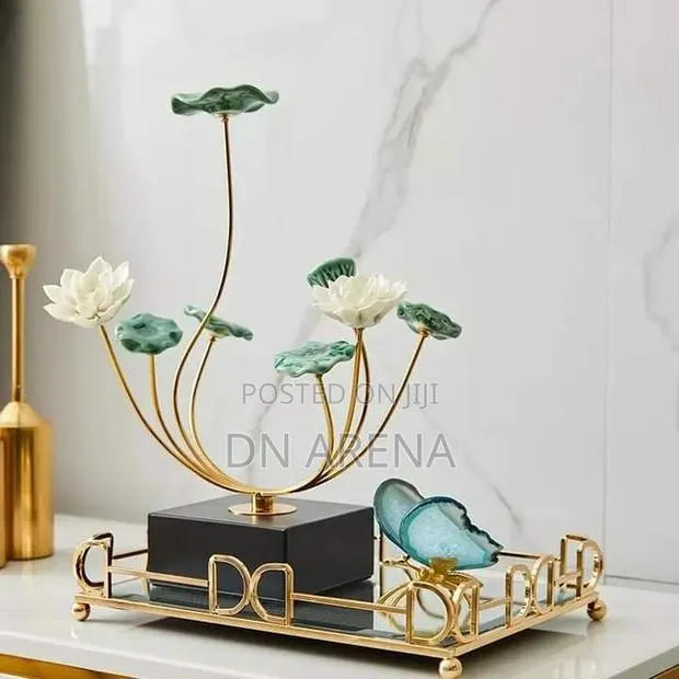 Ceramic Flower Ornaments Decor · Photo 1