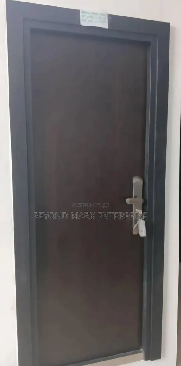 Single Waterproof Security Door · Photo 1