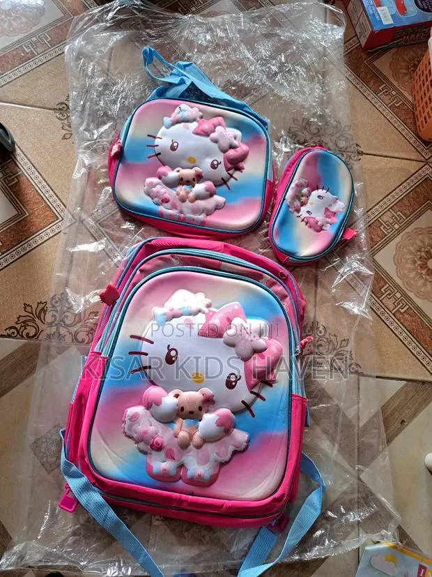 School Bag With Lunch Bag and Pencil Case 4 to 7 Years · Photo 2