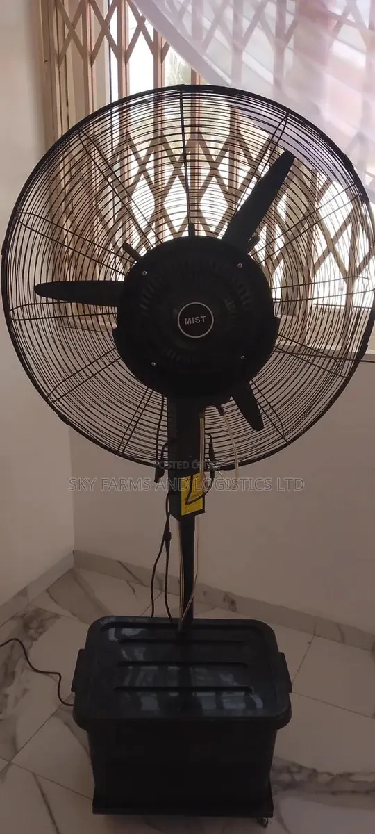 Mist Fan/Outdoor Fans for Rental · Photo 1