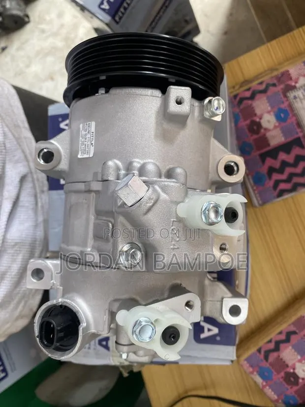Brand New Toyota Corolla 09 AC Compressor · Photo 1