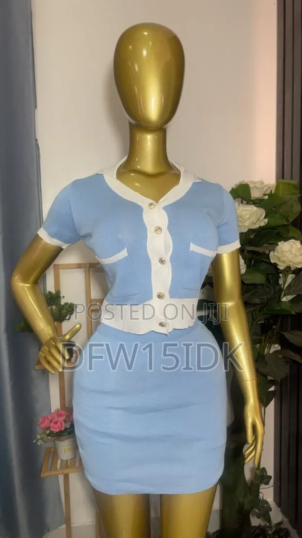 Two Piece Blue and White Classic Clothes · Photo 1