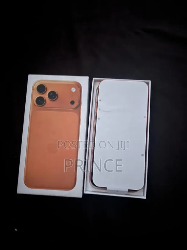 Apple iPhone 17 Pro Max 256 GB Orange · Photo 1