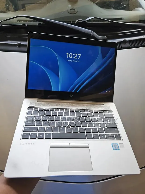 Laptop HP EliteBook 830 G5 16GB Intel Core i5 SSD 256GB · Photo 1