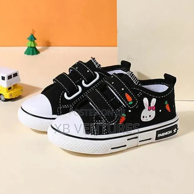 Casual Shoes for Girls · Photo 2