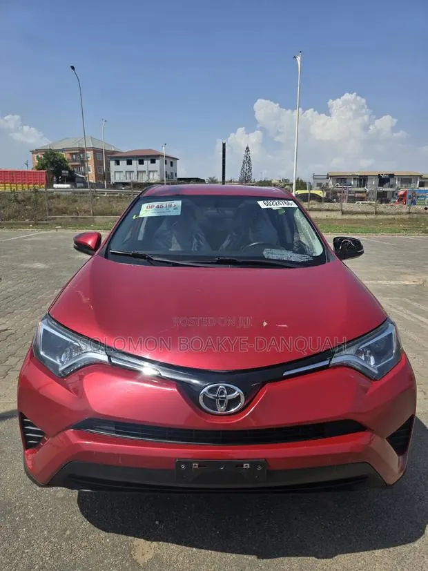 Toyota RAV4 LE AWD (2.5L 4cyl 6A) 2017 Red · Photo 1