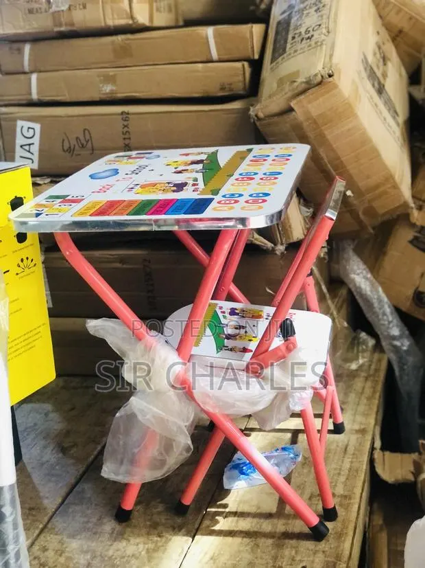 Table And Chair For Kids · Photo 3