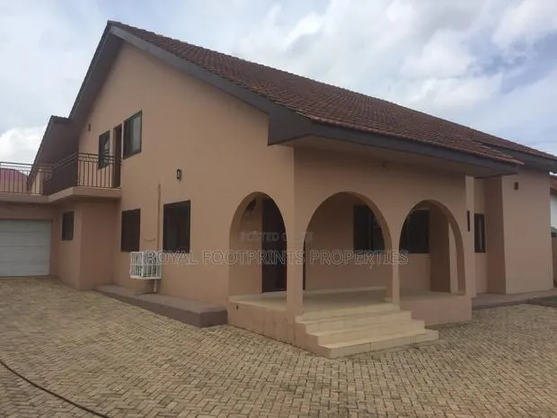 5bdrm House in Adjiriganor for Rent · Photo 1