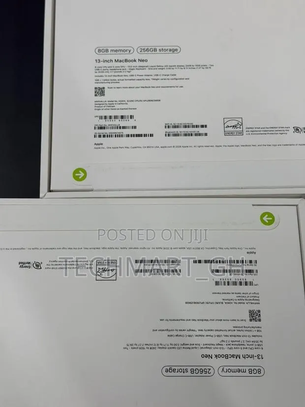 New Laptop Apple MacBook 8GB SSD 256GB · Photo 1