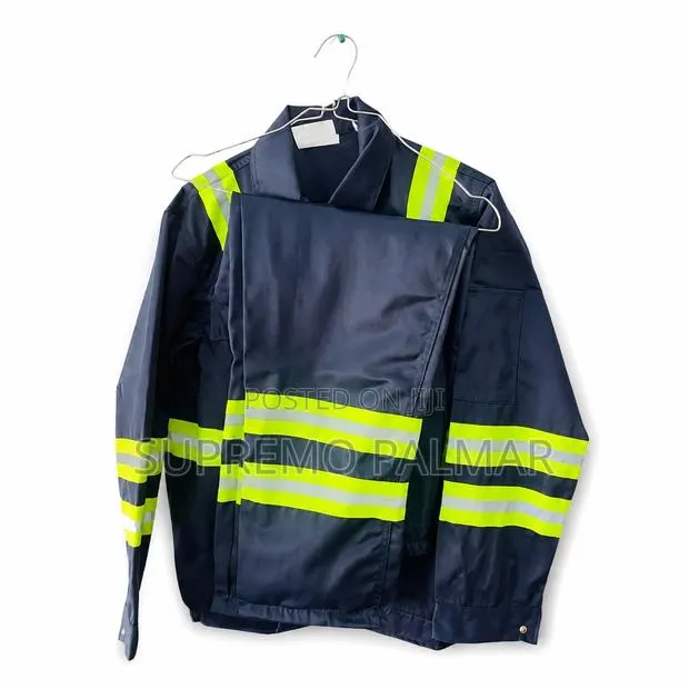 Polycotton Safety Coverall Set –Protective Workwear for Industrial Use · Photo 1