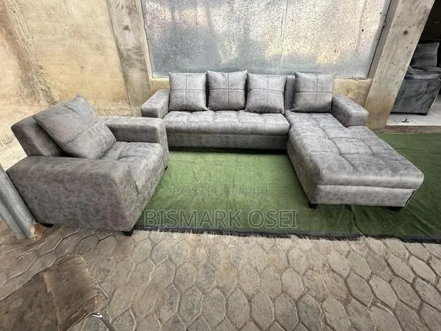 Beautiful 6 Seater L Shape · Photo 1