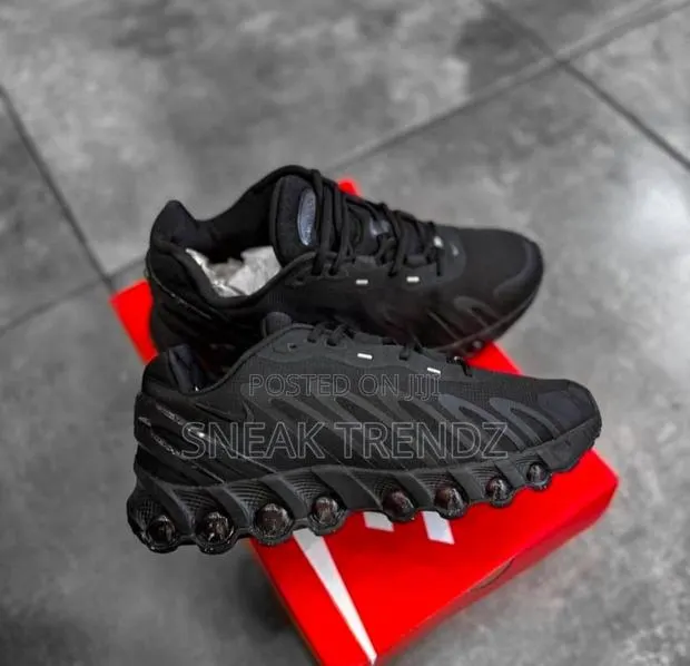 Nike Air Max Dn8 Black · Photo 1