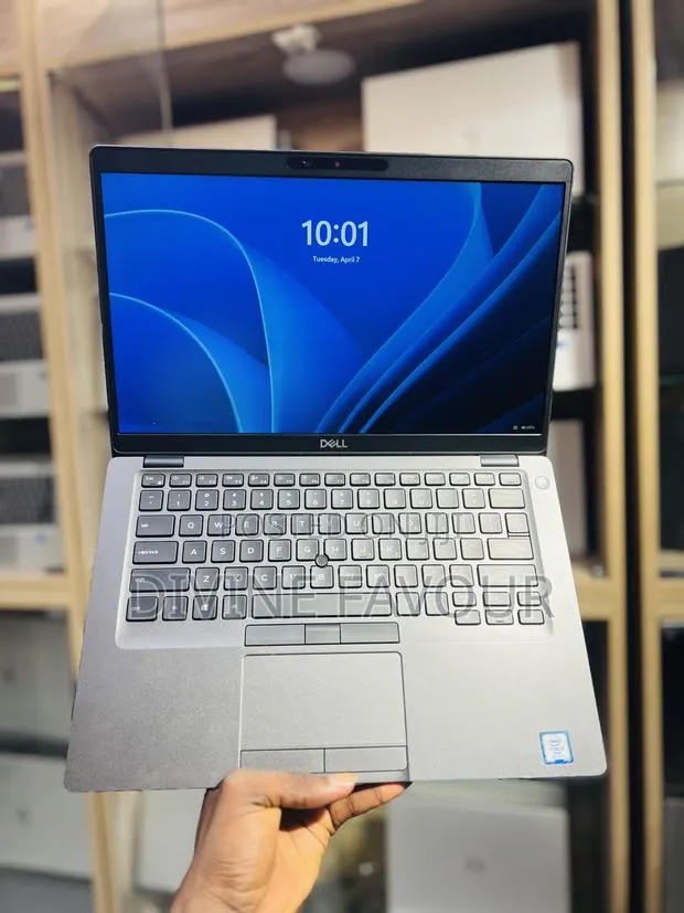Laptop Dell Latitude 5400 16GB Intel Core i5 SSD 256GB · Photo 1