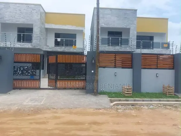 4bdrm House in Oyarifa Mall Area for rent · Photo 1