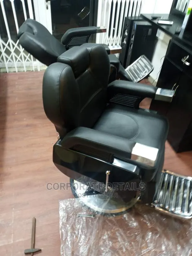 Barbering Chair · Photo 1