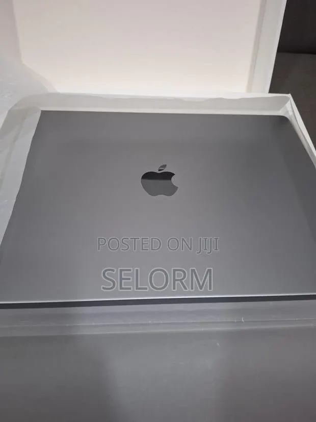 Laptop Apple MacBook Pro 2021 M1 16GB Apple M1 SSD 1T · Photo 1