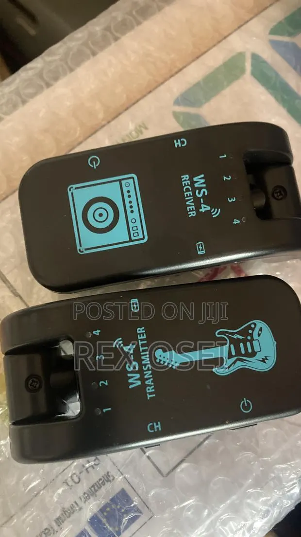 Guitar Wireless Transmitter · Photo 1