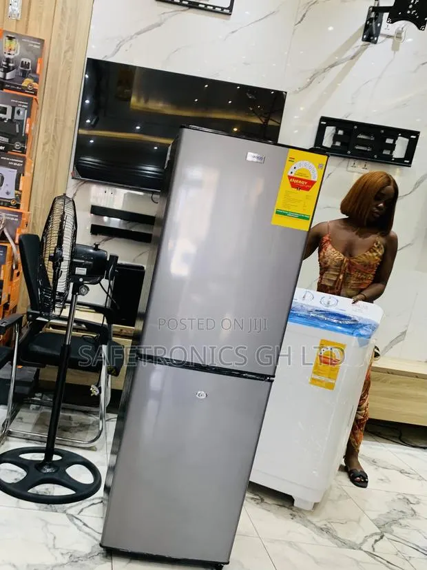Purchase Neat Nasco Nasd2-20fl Is a 158-Litre Double-Door Refrigerator · Photo 1