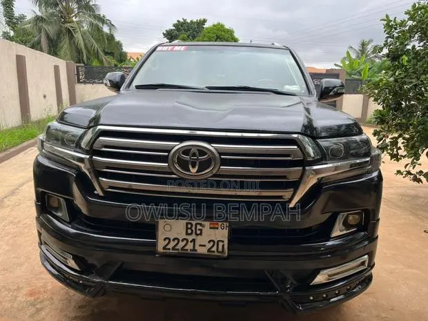 Toyota Land Cruiser 4.5 V8 GXR 2011 Black · Photo 1