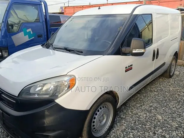 RAM ProMaster 2023 White · Photo 1