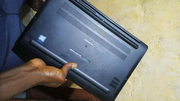 Laptop Dell Latitude 7490 8GB Intel Core i5 SSD 256GB · Photo 1
